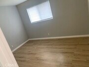 Photo - 10231 Fernglen Ave