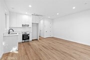Photo - 6844 Cedros Ave