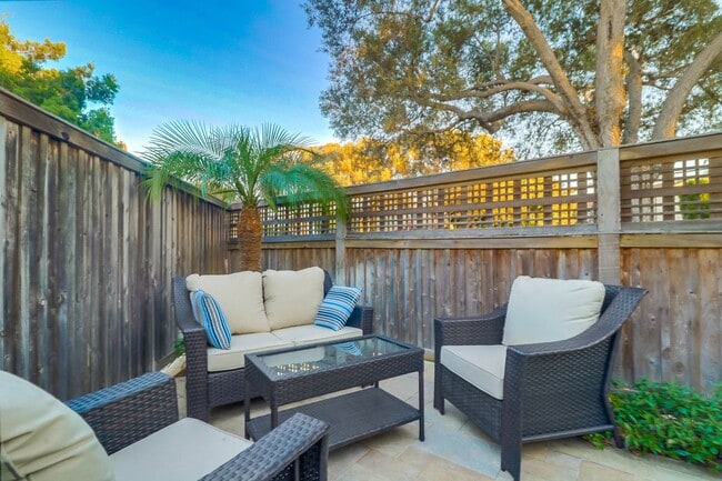 Photo - Spacious Unfurnished Home near Coronado's Schools available for Long Term Lease!