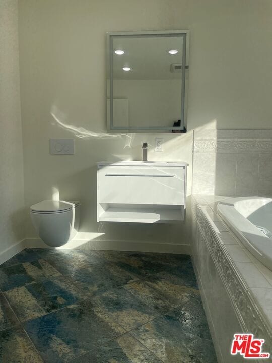 Photo - 2025 Ocean Park Blvd Unit B