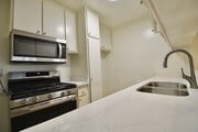 Photo - 14142 Victory Blvd Apartment Unit 114