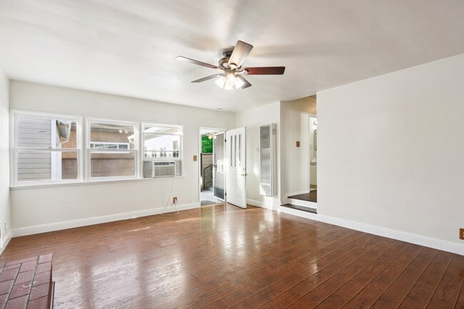 Photo - 8426 Alverstone Ave