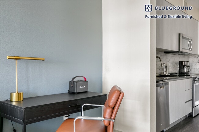 Photo - 6161 Fairmount Ave Unit FL5-ID19