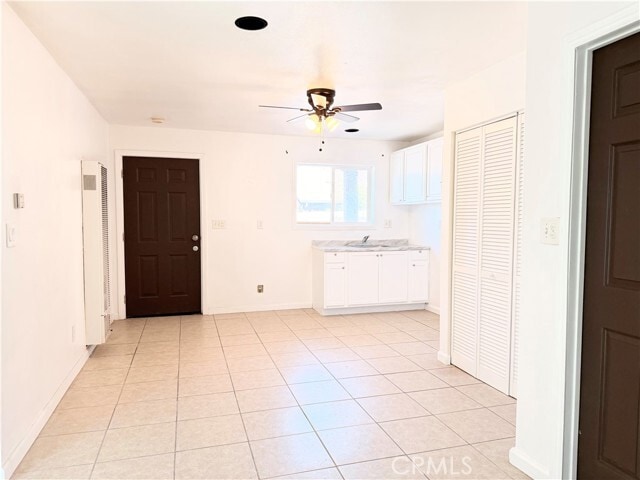 Building Photo - 8422 San Carlos Ave