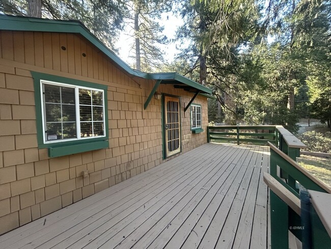Photo - Cute Single Story Cabin in the Woods for Rent