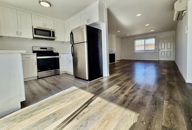 Photo - 4225 Inglewood Blvd Unit 203