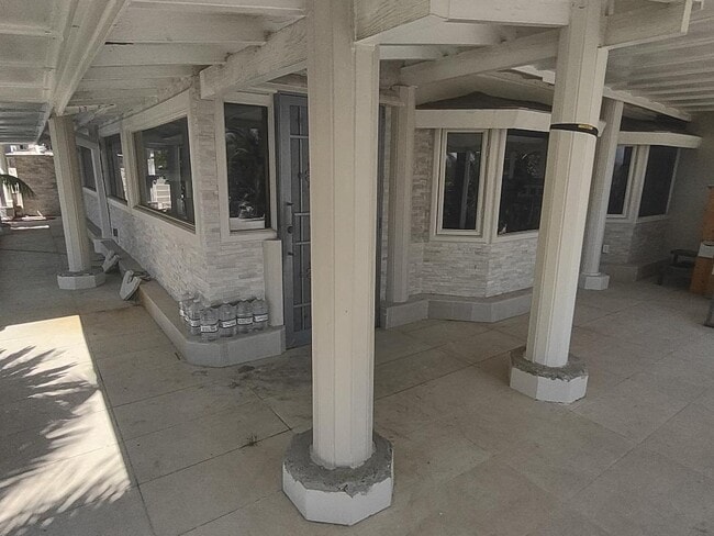 Photo - 804 Cloverview Dr