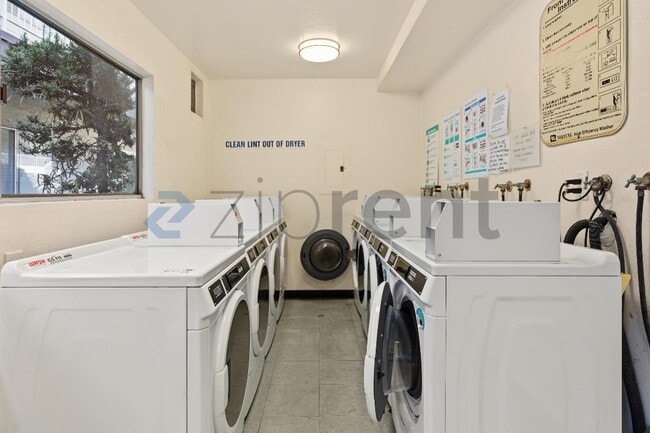 Photo - Unit 3
