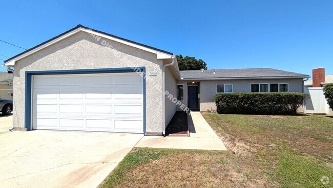 Building Photo - Spacious 3-Bedroom, 2-Bath Home Near the B...