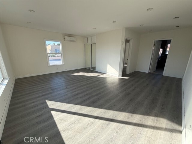 Building Photo - 1415 N Cherokee Ave Unit 12