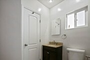 Photo - 1776 N Niagara St House