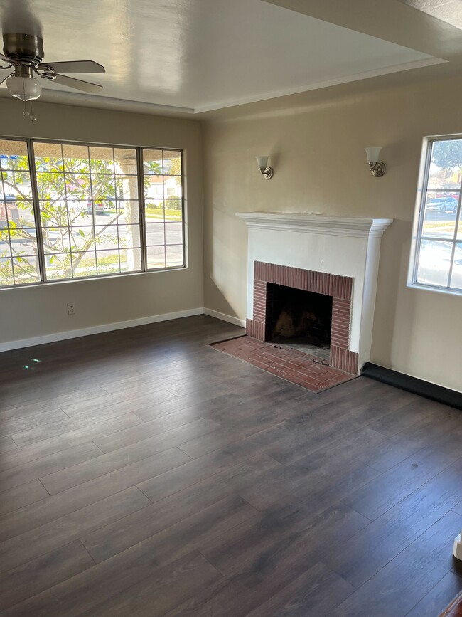 Photo - 10408 McNerney Ave