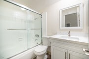 1BR, 1BA - 715SF - Bathroom - Las Casitas Apartments