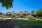 Photo - 668 W Twelfth St