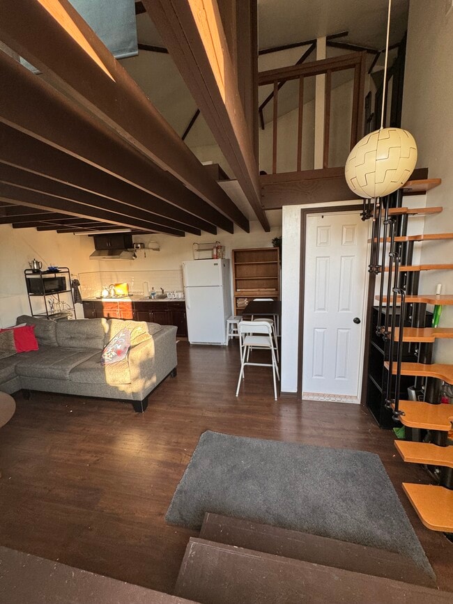 Building Photo - 4244 58th St Unit 1