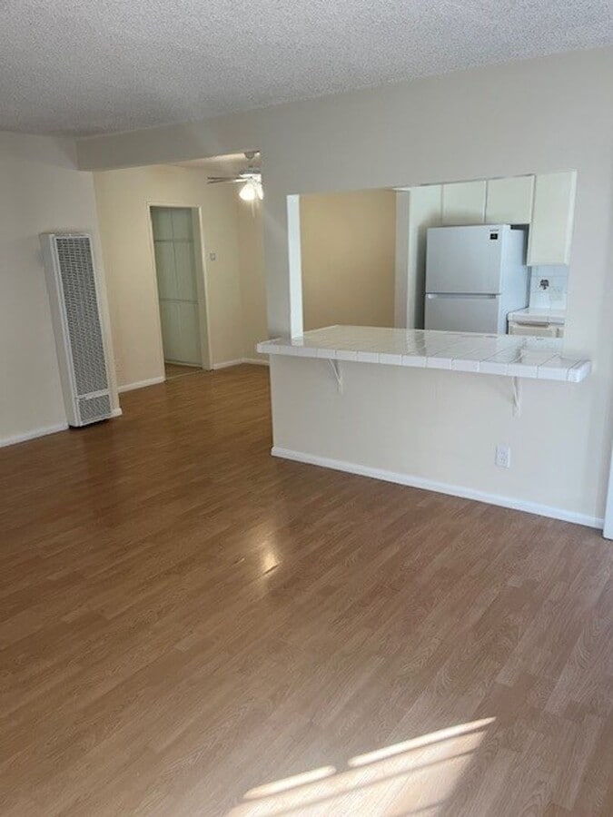 Photo - Imperial-906 Apartments