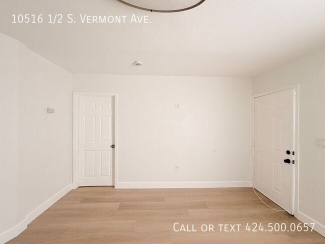 Photo - 10516 1/2 S. Vermont Ave.-