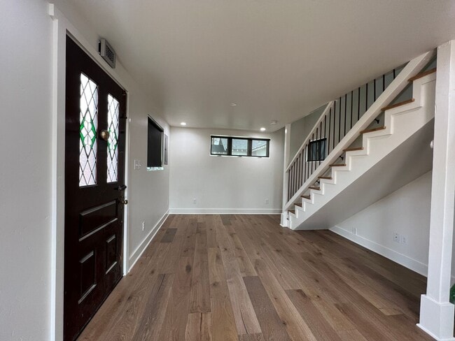 Photo - Midtown Ventura Charmer! Unit 185 A S Santa Cruz St