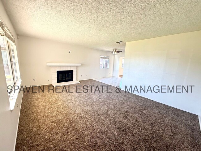 Photo - Cul-de-sac home