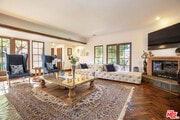 Photo - 10365 Holman Ave