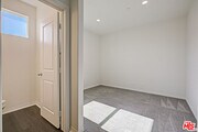 Photo - 681 S District Way House