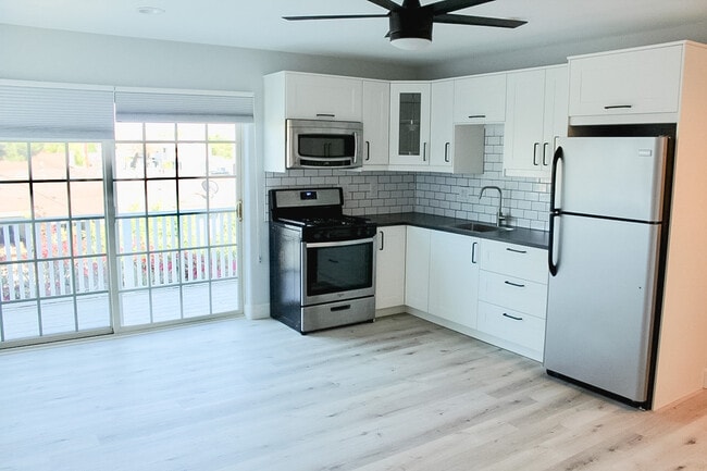 Photo - 2252 Cornell Dr Unit B