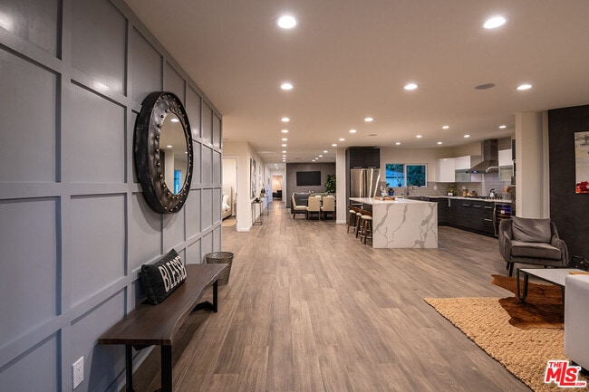 Photo - 4370 Beck Ave