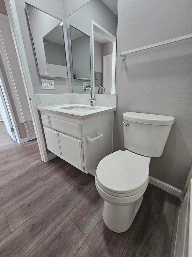Photo - 18650 Hatteras St Unit 207