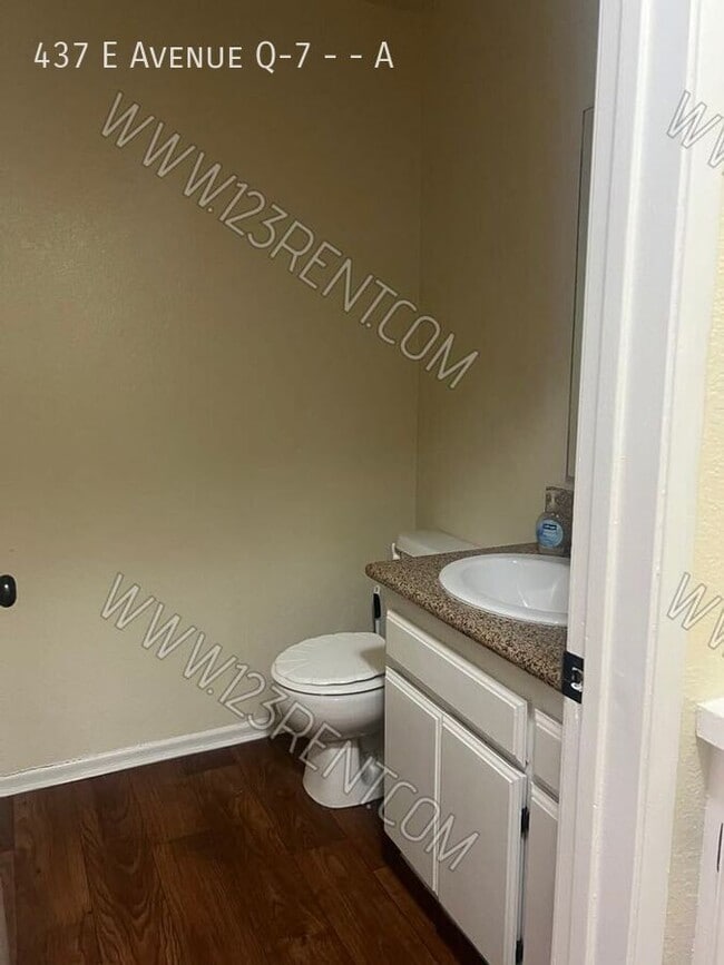 Photo - 437 E Ave Q-7 Unit A