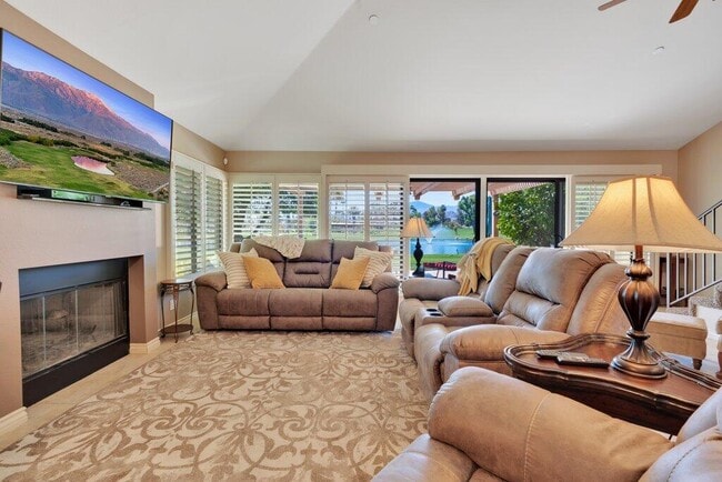 Photo - 77791 Woodhaven Dr N