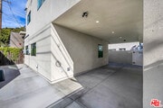Photo - 1055 Palms Blvd House