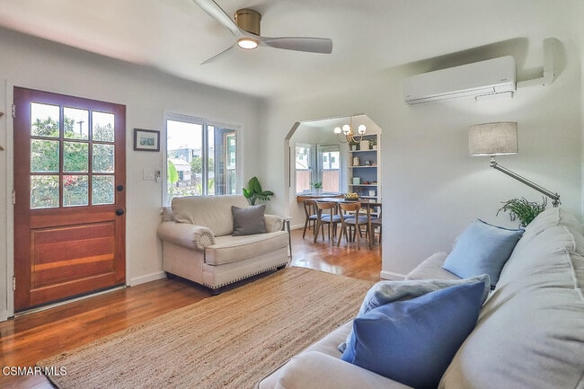 Photo - 59 E Lewis St