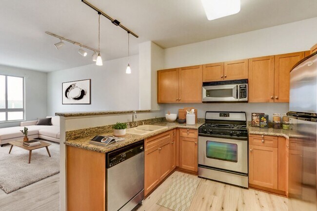 Photo - 100 S Alameda St