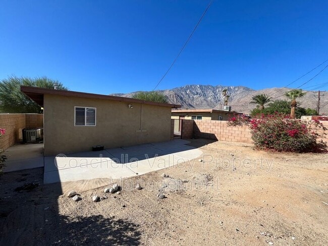 Photo - 422 Rosa Parks Rd