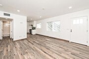 Photo - 555 N Olive St Unit A
