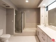 Photo - 1610 Camden Ave Unit E