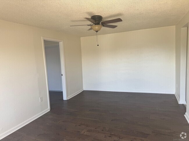 Building Photo - 3769 Z St Unit 1/2 Rental
