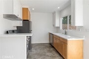 Photo - 545 E 99th St Townhome