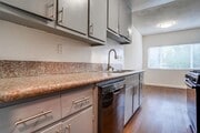 Photo - 537 E Hyde Park Blvd Unit 103