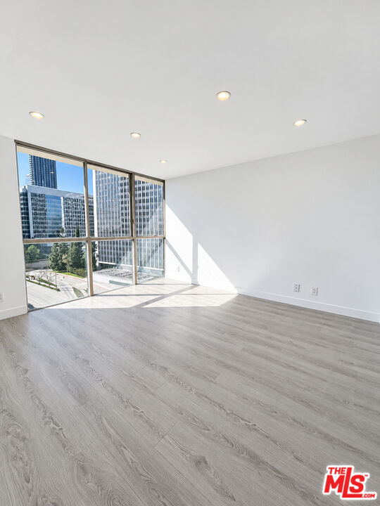 Photo - 2160 Century Pk E Unit 1109