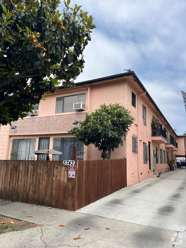 Building Photo - 5743 La Mirada Ave Rental