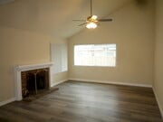 Photo - 5691 Lynnbrook Plz