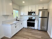 Photo - 3839 Kendall St