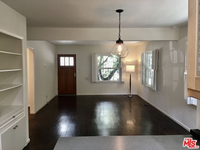 Photo - 9052 Elevado Ave