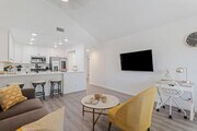 Photo - 325 Ladera St