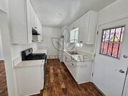 Photo - COZY 2BEDROOM IN THE HEART OF SANTA ANA