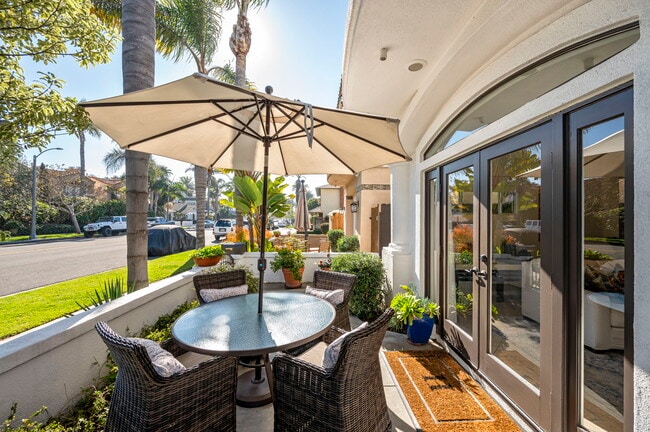 Photo - 423-411 11th St