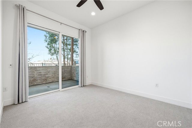 Building Photo - 669 W 17th St