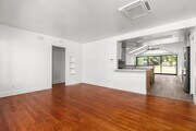 Photo - 7843 Quince St