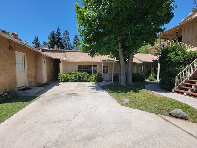 Building Photo - 7264 Allott Ave